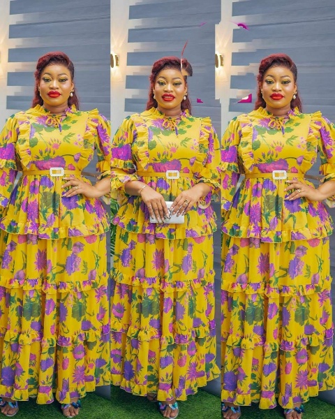 Charming Long dress for special occassions